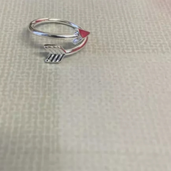 New creative arrow 925 sterling silver ring 💍 - Picture 2 of 4